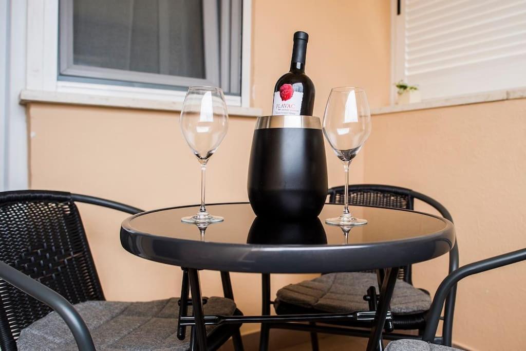 פודסטראנה Apartment Jully מראה חיצוני תמונה
